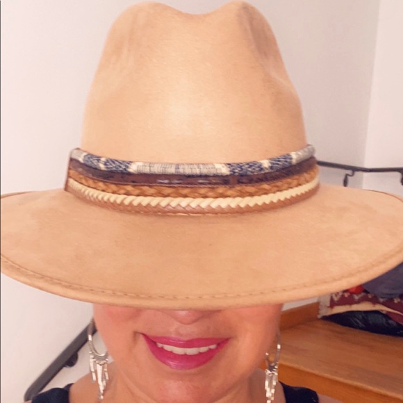 ❌SOLD OUT❌ Paloma Fedora Hat - Picture 2 of 7